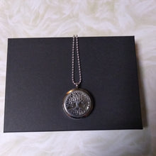 Load image into Gallery viewer, Jewelry-- Necklace with the Tree of life locket
