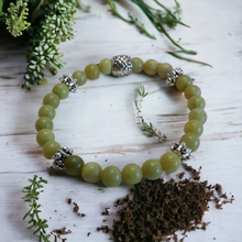 Load image into Gallery viewer, Jewelry - Lime Green Jade Bead Bracelet
